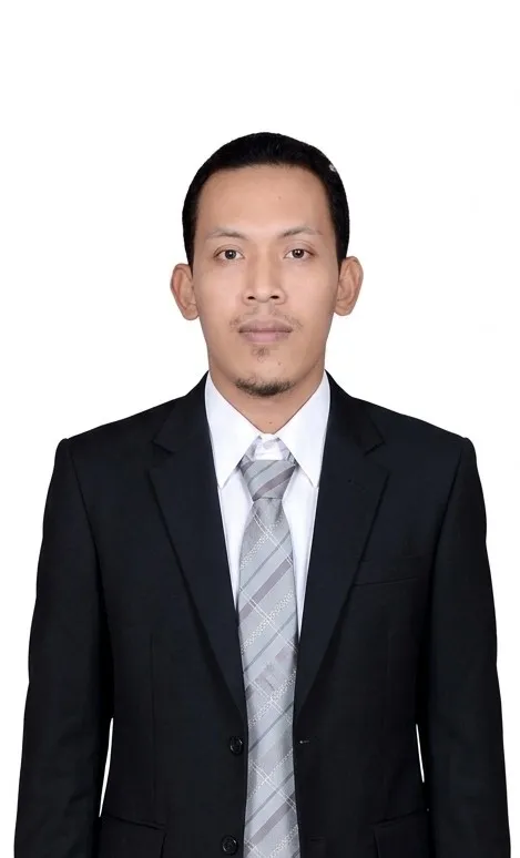 A. Nur Achsanuddin UA, SE., M. Si