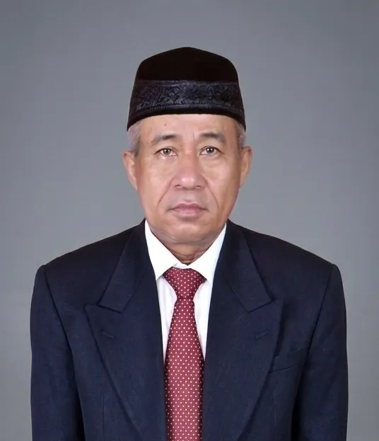 Prof. Dr. Akhmad, M. Si