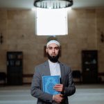 Menjaga Waktu dalam Pandangan Islam: Bekal Utama Mahasiswa Menuju Sukses